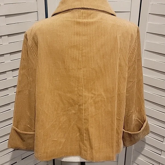 Elegant Tan Corduroy Blazer - Picture 5 of 8